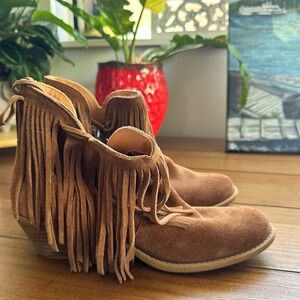 Dingo Fringe Suede Ankle Boots - Brown